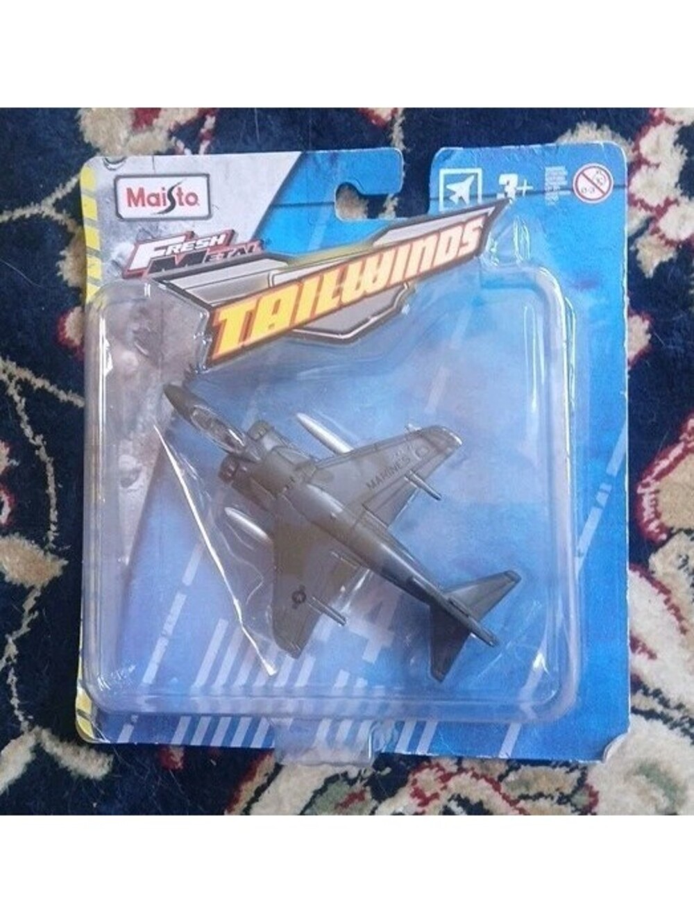 2018 Maisto Fresh Metal Tailwinds AV-8B Harrier II New